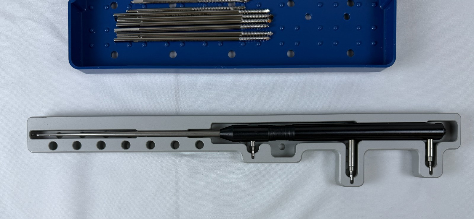 BrainLab Spine Navigated Surgical Instrument Set w/ Tray