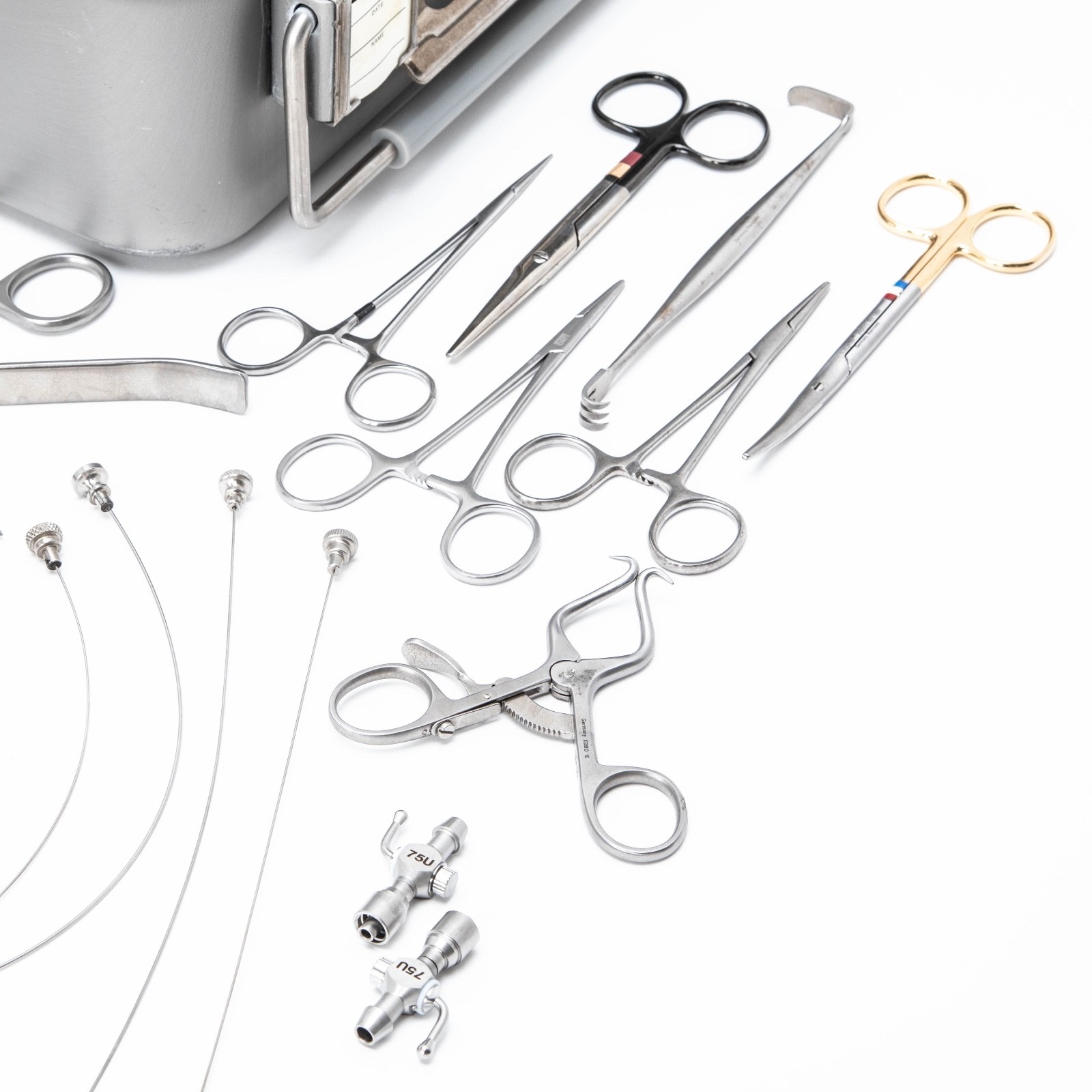 V. Mueller NL 156 General Surgery Instrument Set – Forceps Scissors Retractors