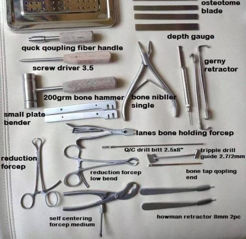 Orthopedic veterinarian surgery instruments set