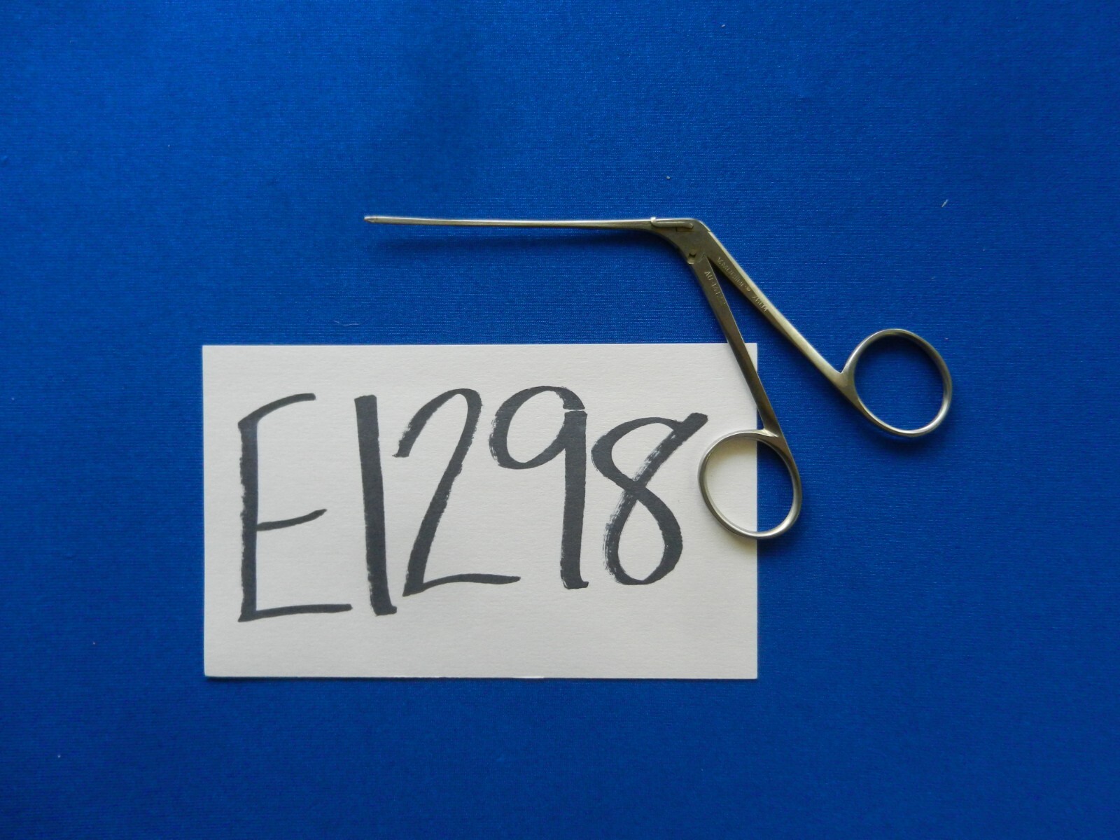 E1298 V. Mueller Wullstein Fine Delicate Cup Jaw ENT Forceps 0.9×4.5mm AU14122