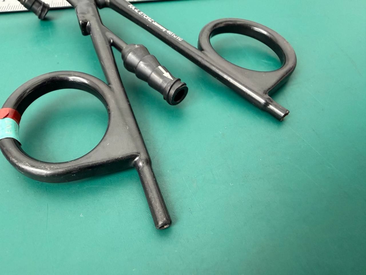 Karl Storz 461010 Bipolar Forceps 15°Upturned Suction Channel 12.5cm