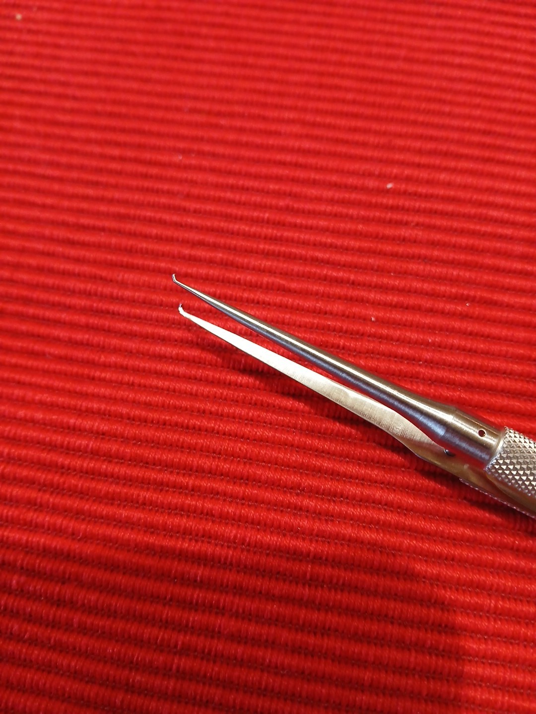 GEM Surgical 7in Forceps 4183C