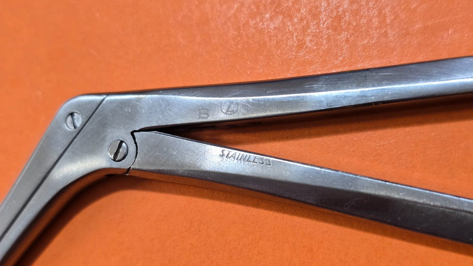 Zimmer Orthopedic Love Pituitary Rongeurs 4x10mm Down Angled 7″ Shaft