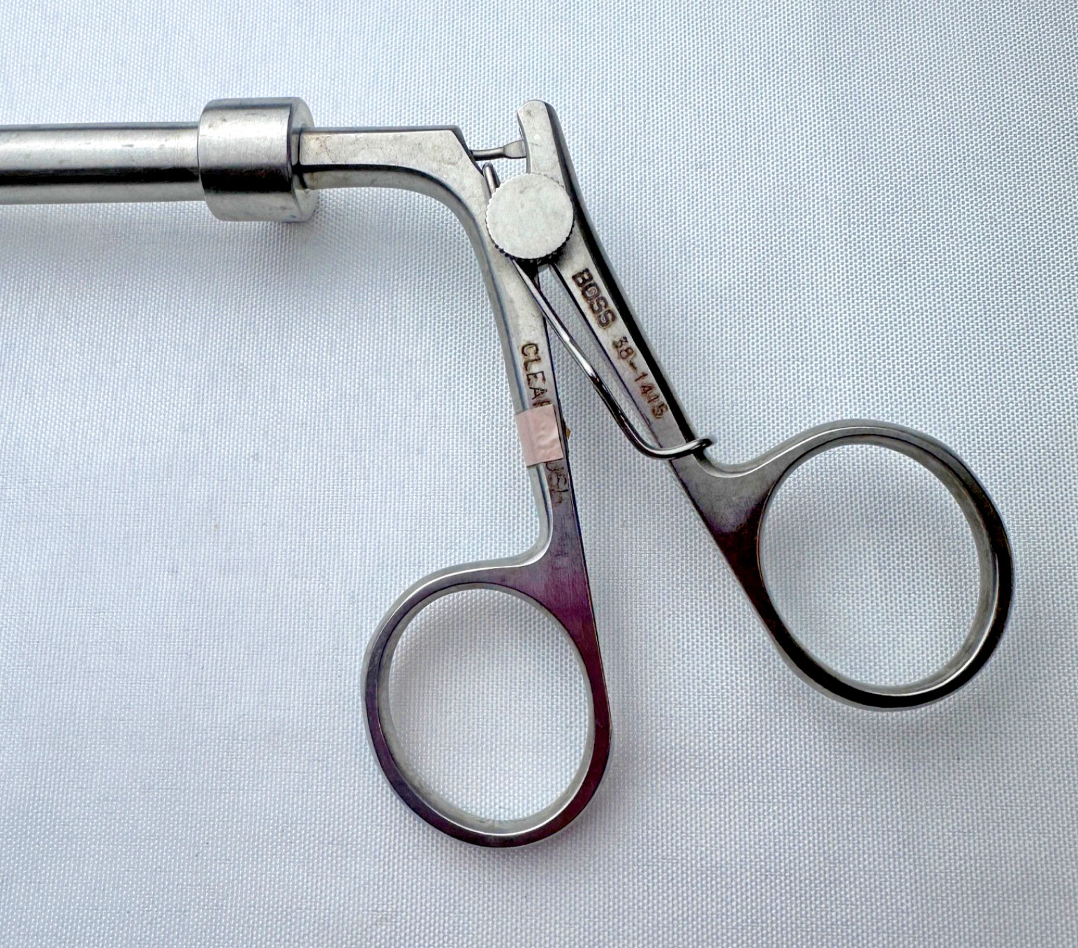 Boss Surgical 38-1415 Laparoscopic Claw Forceps 35cm 10mm Spring Loaded 2×3