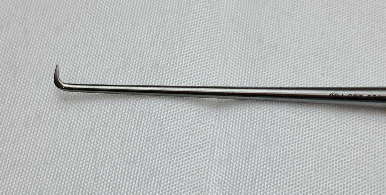 283-760, Day Ear Hook, 90 Degree.