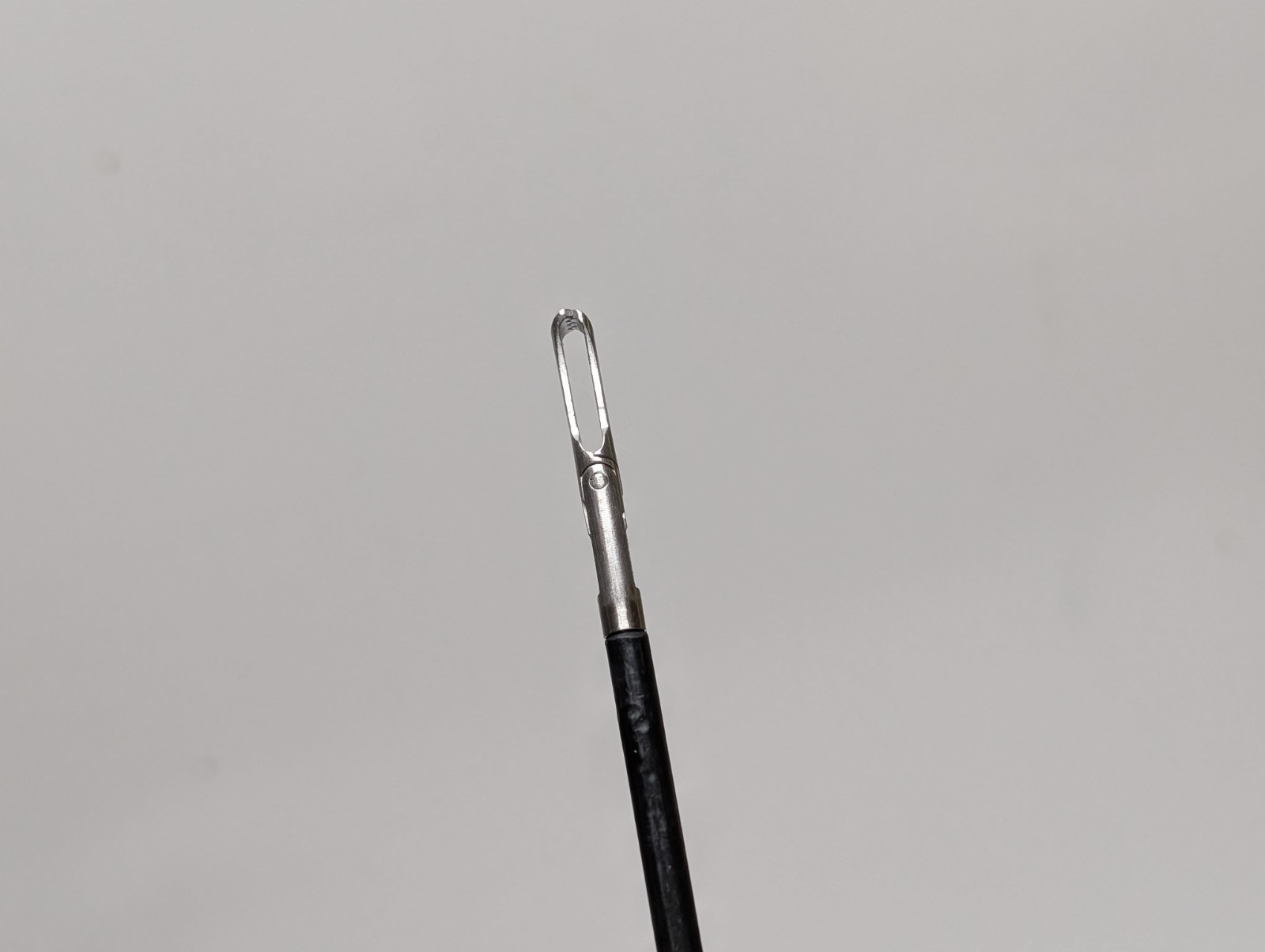 2 pcs. Assorted Surgical Instrument Grasping Forceps (USED).