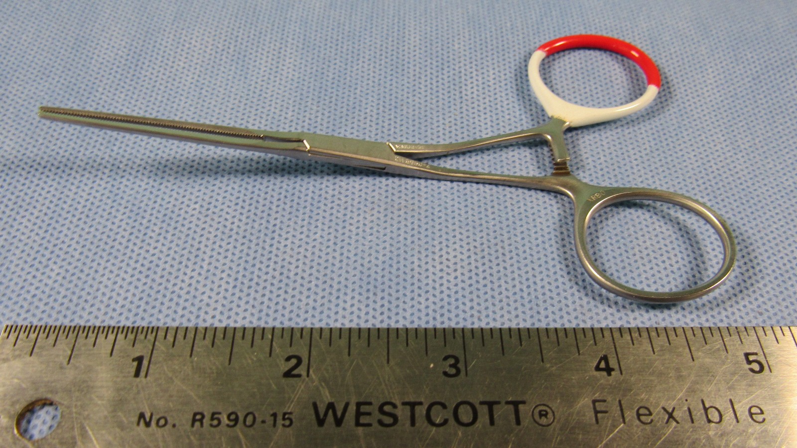 V. Mueller CH6950-002 Cooley X-Small Vascular Clamp Jaw 1-3/4″ Angled Shank 5″