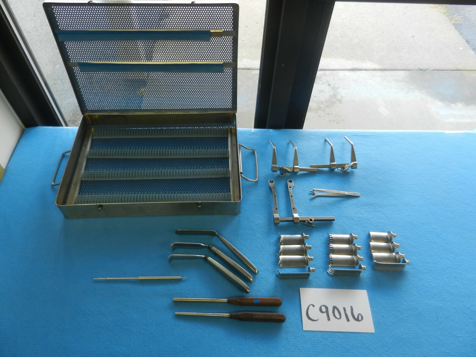 Aesculap Codman Surgical Orthopedic Caspar Cervical Instrument Set W/ Case