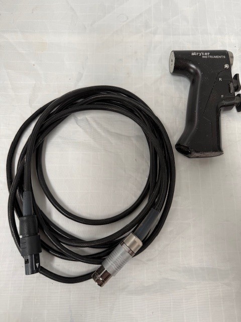 Stryker Core Universal Driver 5400-99 with Power Cable