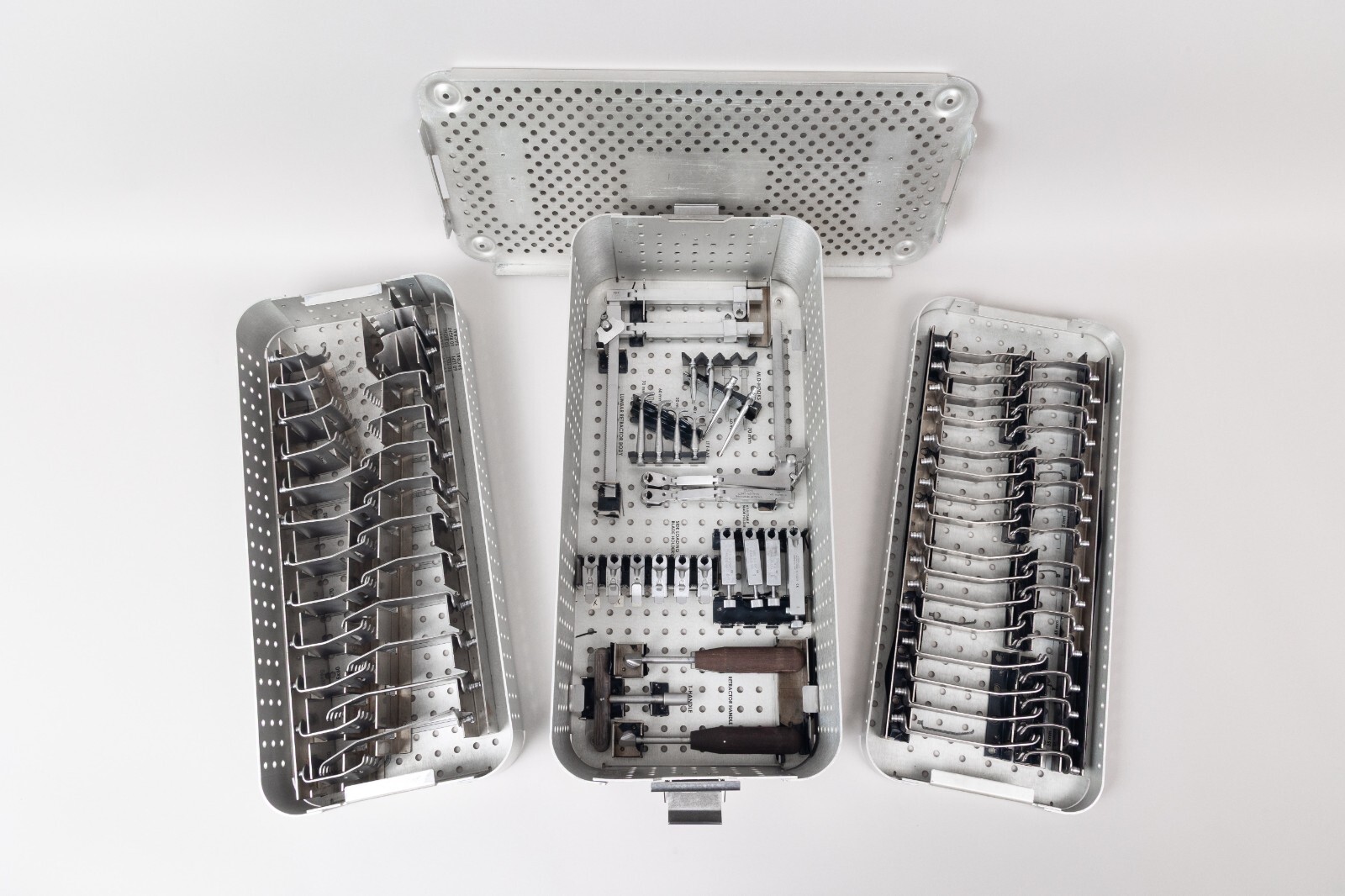 V. Mueller SEC Versa-Trac Lumbar Retractor – Available at Simon Medical, Inc