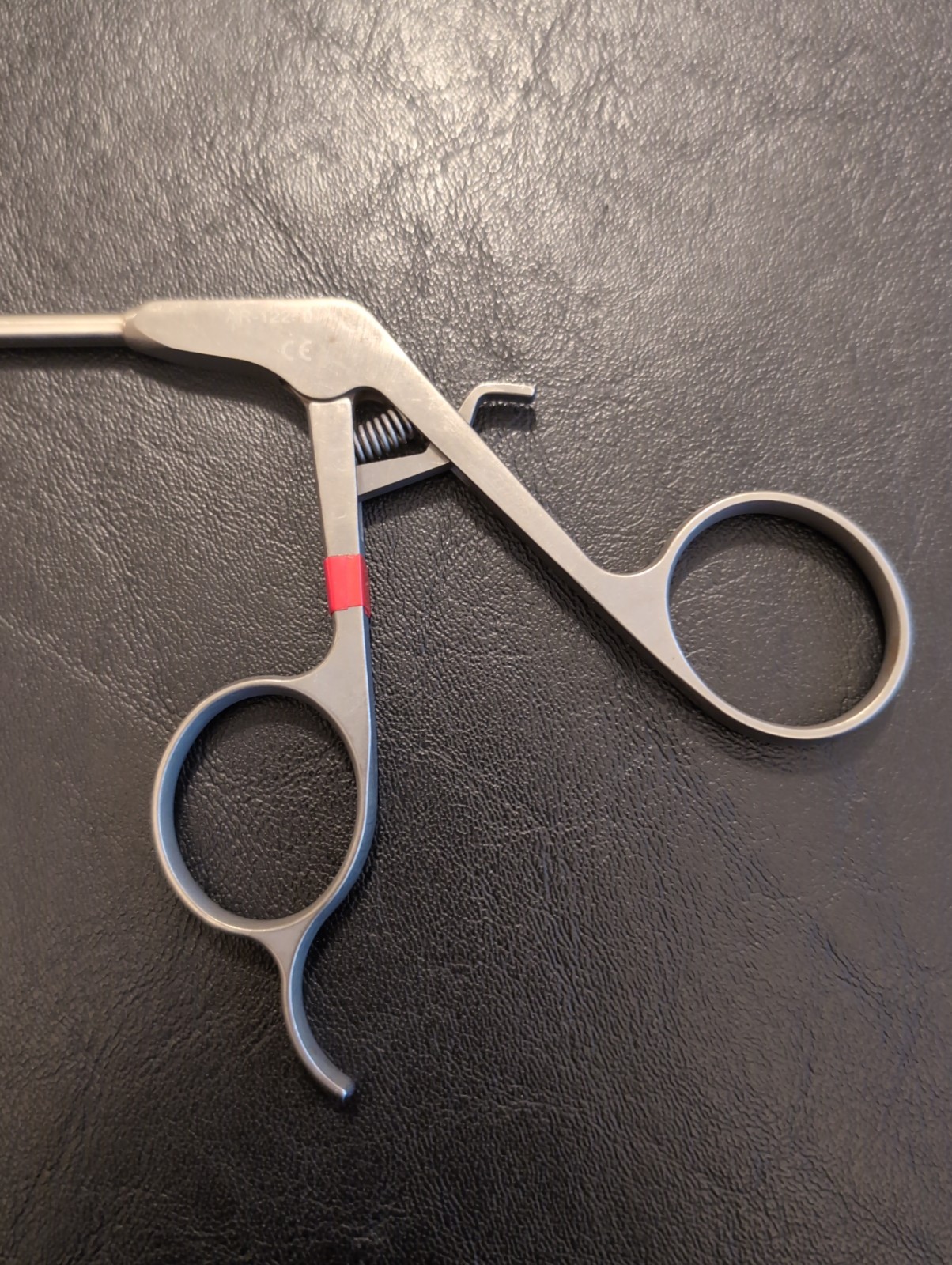 Arthrex AR-12250 Straight Suture Cutter – 4.2mm