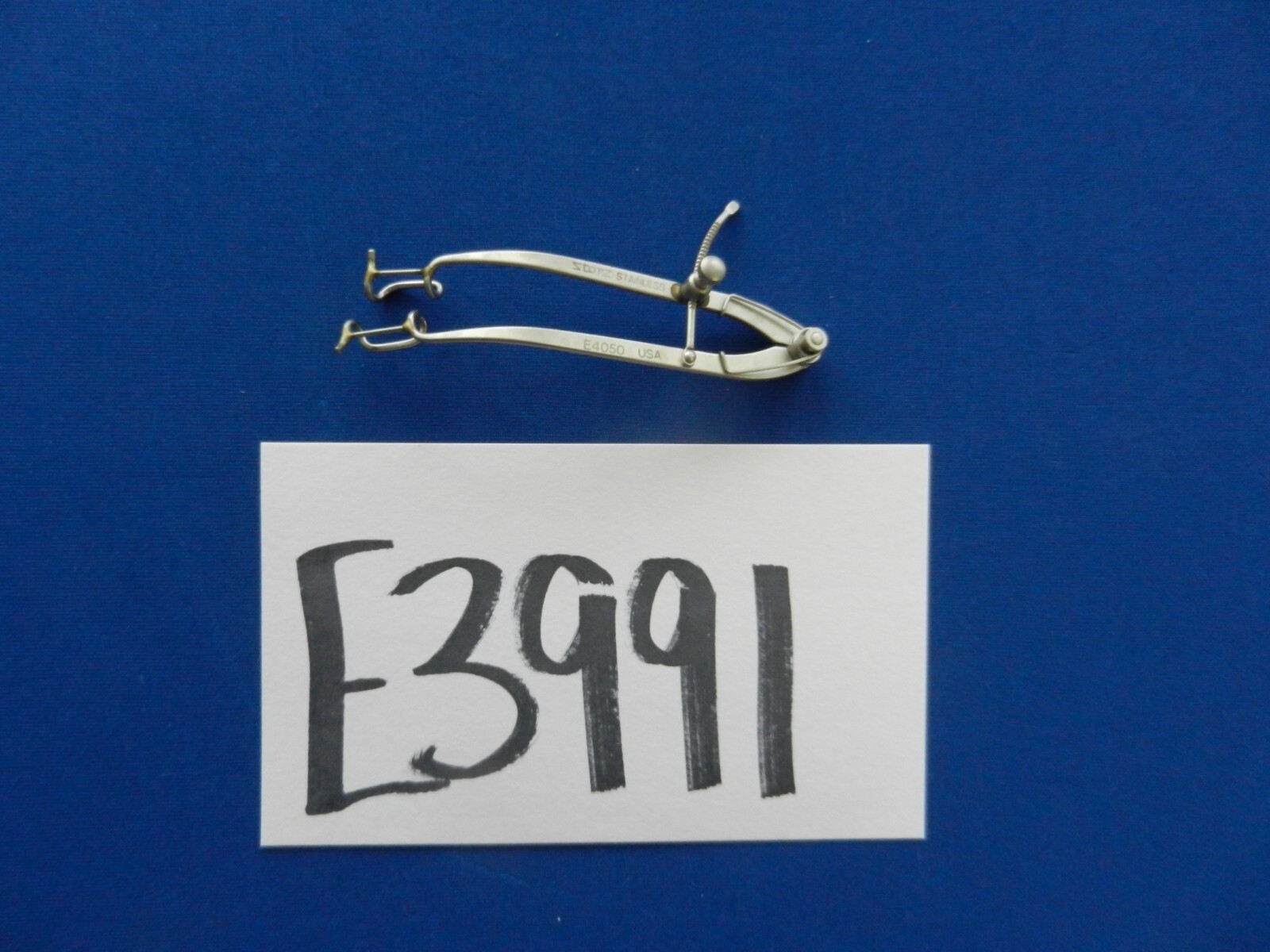 E3991 Storz E4050 Williams Ophthalmic Speculum 86mm Overall Length