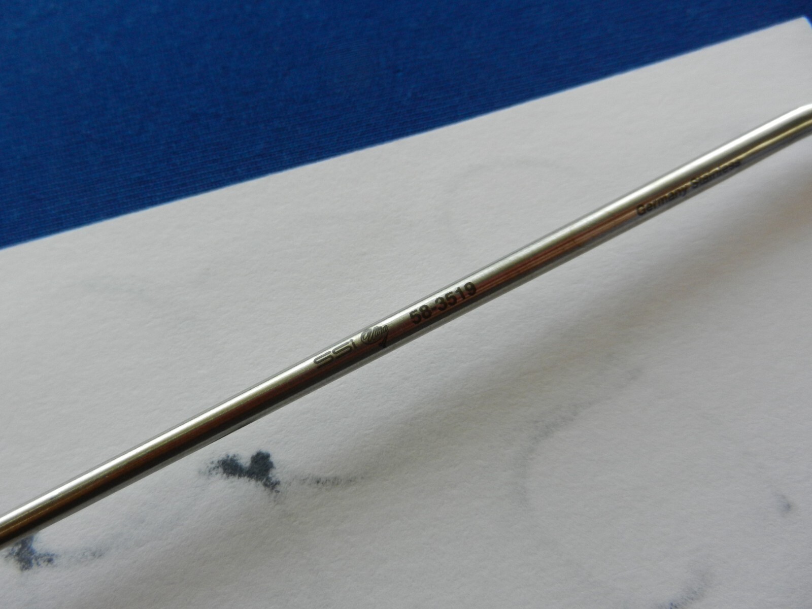 E5581 SSI Ultra 58-3519 Bayonet Instrument 25cm Overall Length