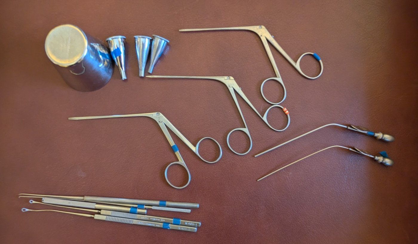 Storz ENT Myringotomy Instrument Set w/ Sterilization Case 3 Ear Nose Graspers
