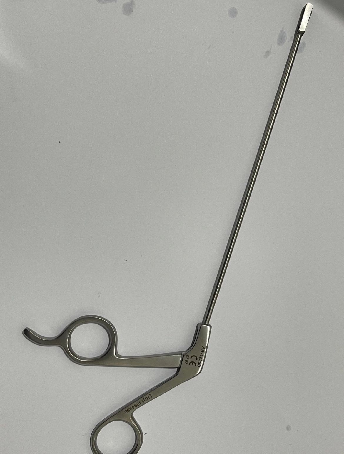 Arthrex AR-12250 Suture Cutter, 4.2 mm, Straight, closed end Instrument