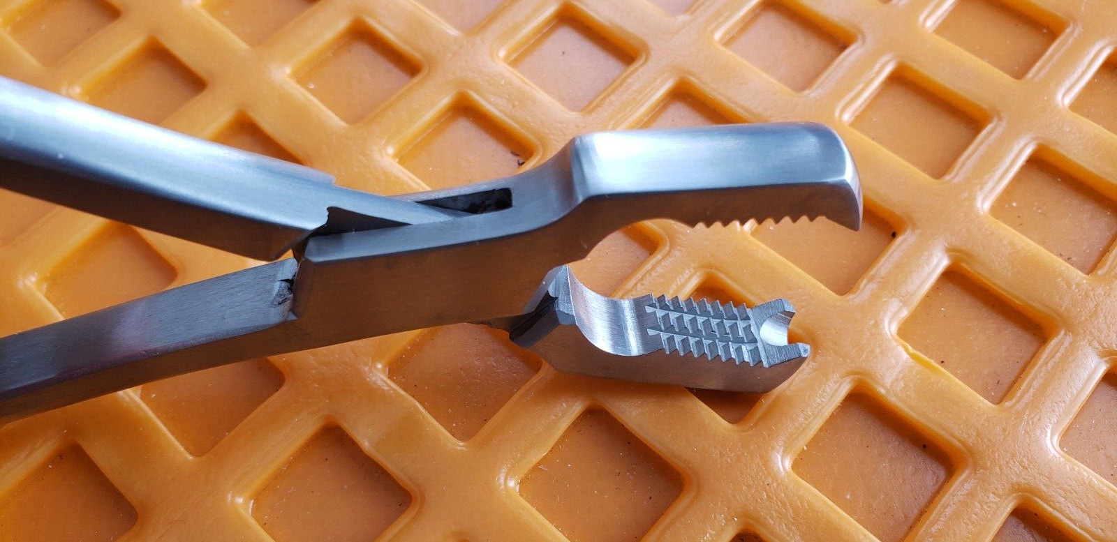 Turtle Orthopedic Pediatric KERN Bone Holding Forceps 5.5″ W- Ratchet