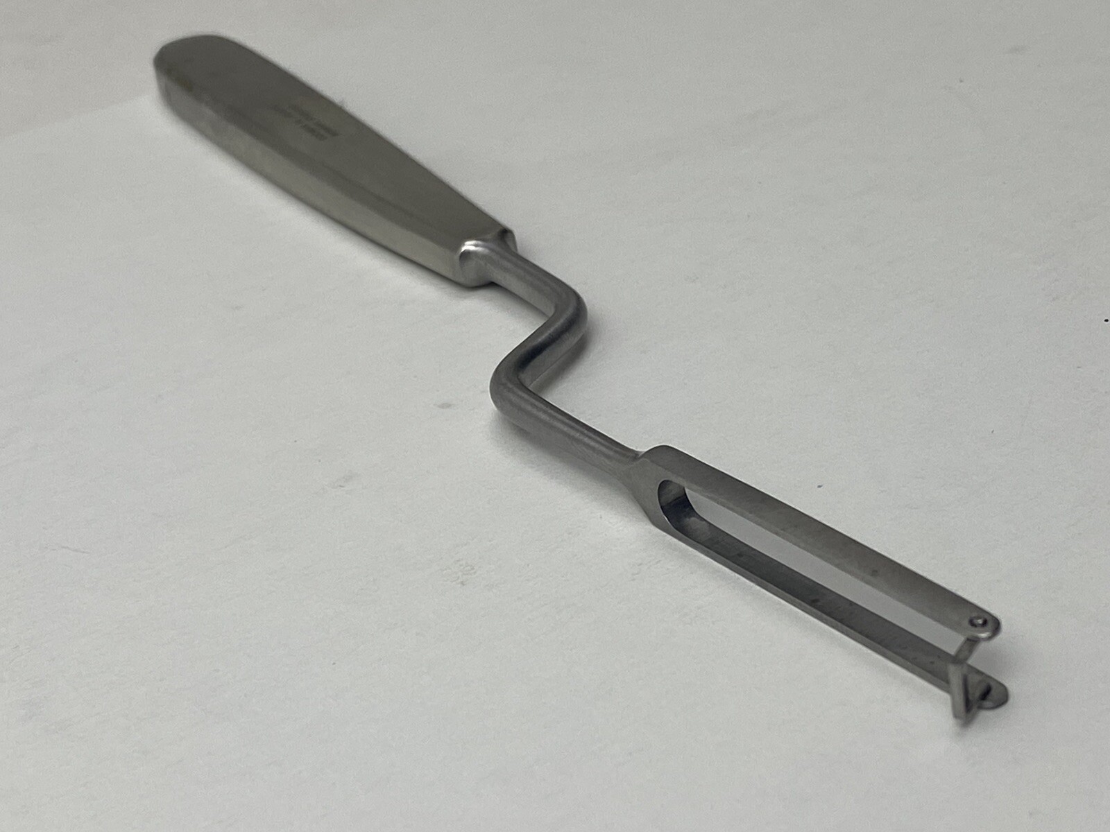 CODMAN 40-6775 Ballenger Swivel Knife Bayonet Shape 5mm Blade 8.5in L 3.5in WL