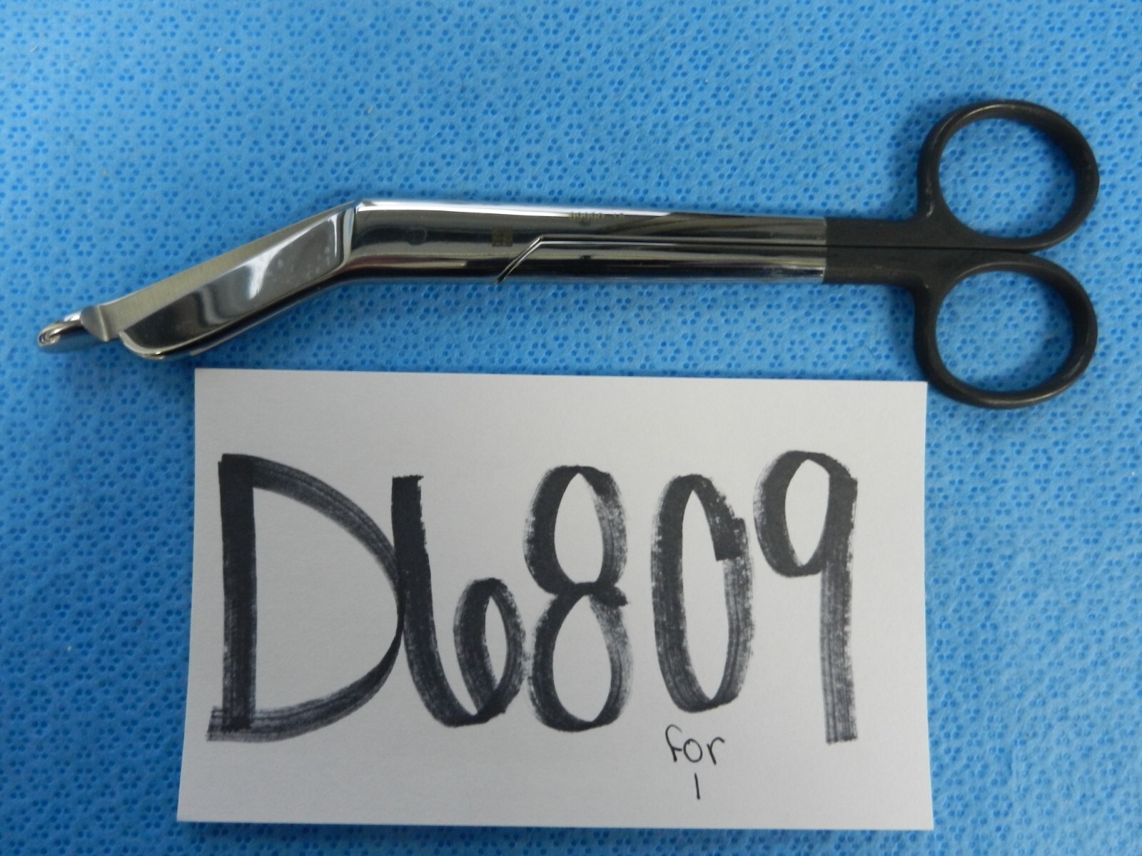 D6809 Princeton Lister Supercut Surgical Scissors Saw Edges 18cm 09990-18