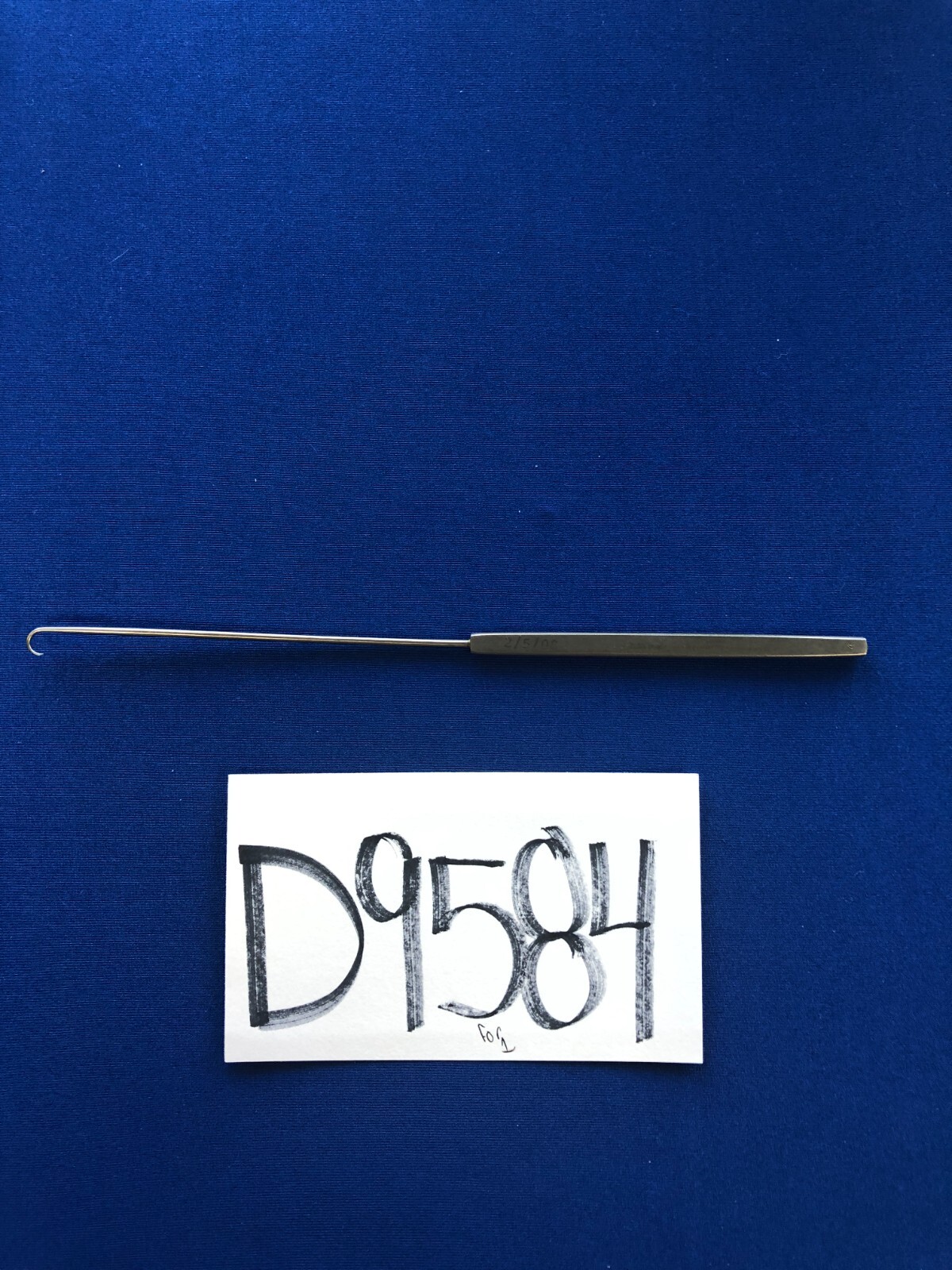 D9584 Miltex Surgical Large Half Curved Tenaculum Hook Style 4 22.9cm 30-954