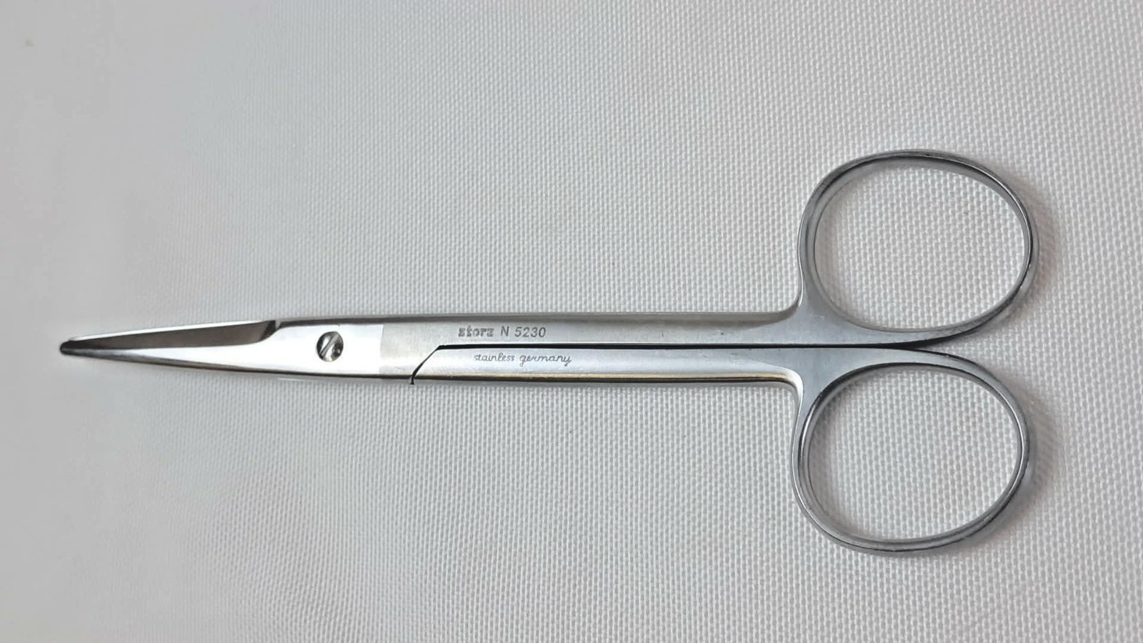 Storz N5230 Blunt Tip Scissors Straight