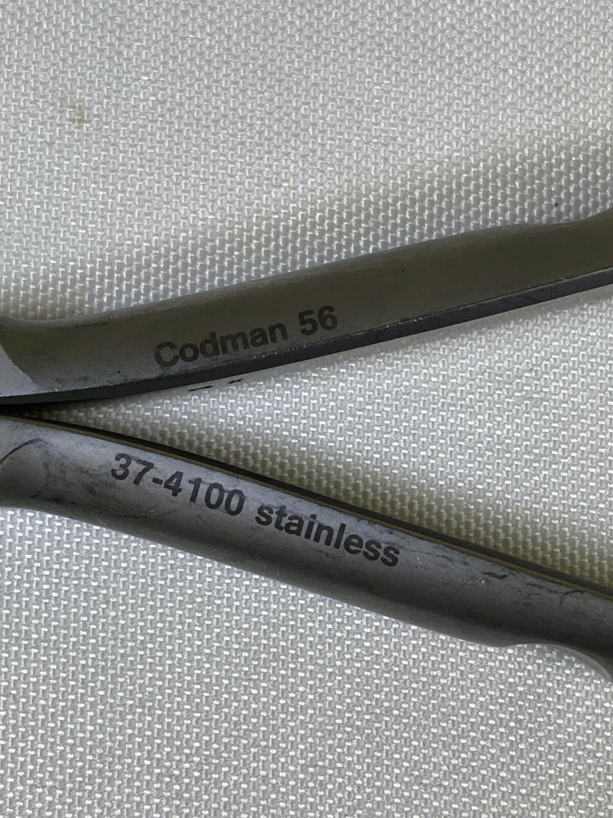 Codman 37-4100 Needle Nose Pliers 6.25″ Overall Length 20mm Jaw Length Ortho