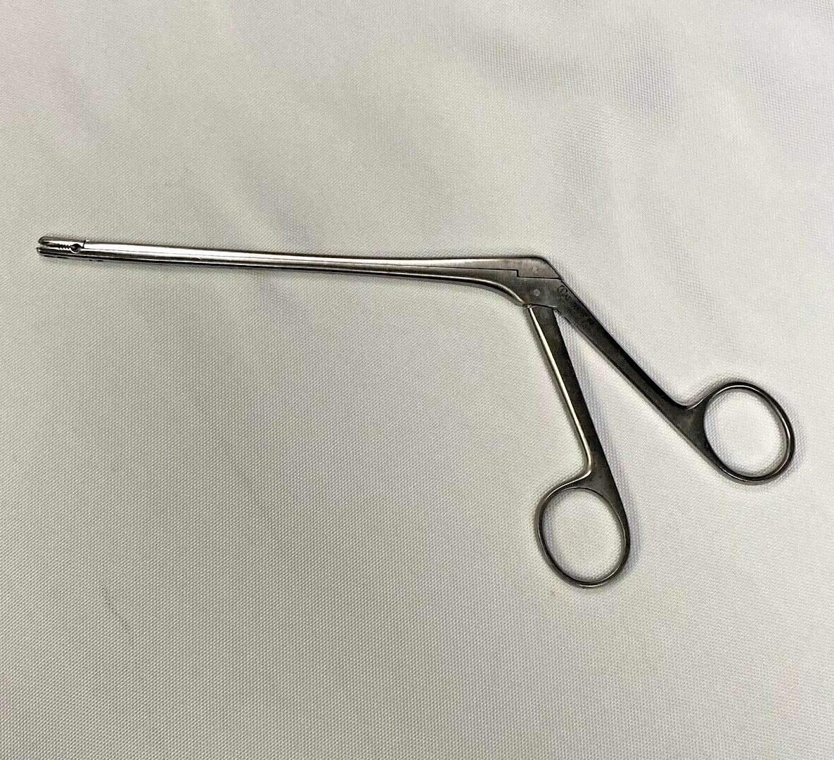 Aesculap FF534 Caspar Rongeur Straight 4mm x 14mm x 6″ w/ Teeth Neurology Spine