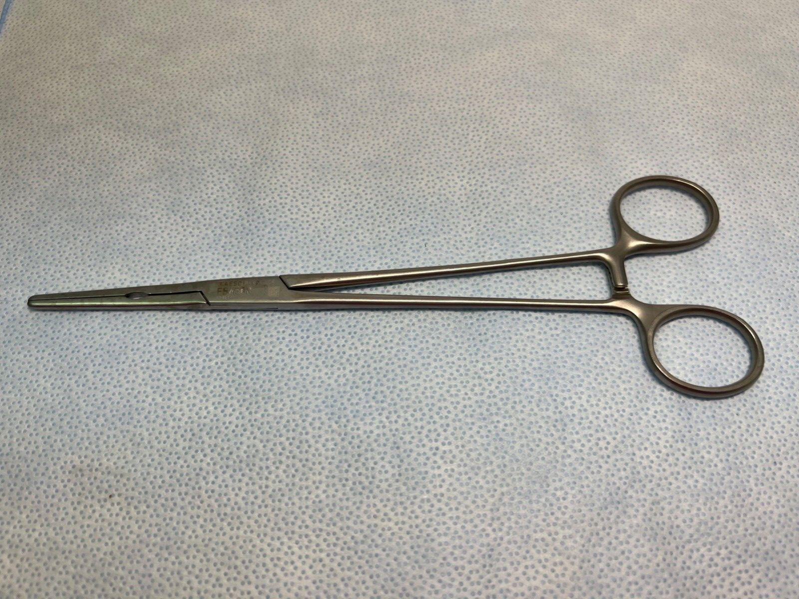 Aesculap FB450R DeBakey Atraumatic Patent-Ductus Clamp, Straight 8-1/4″