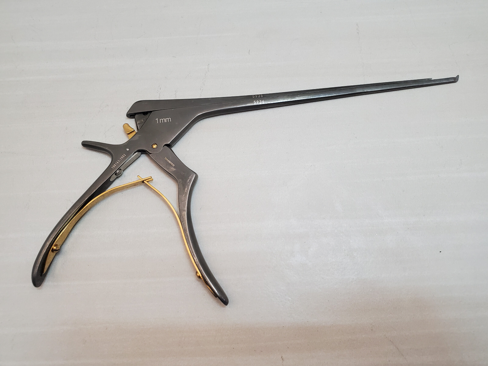 Ruggles RB4821DTM Stealth Medium Kerrison Ronguer 1mm 40 Deg 7 7/8″
