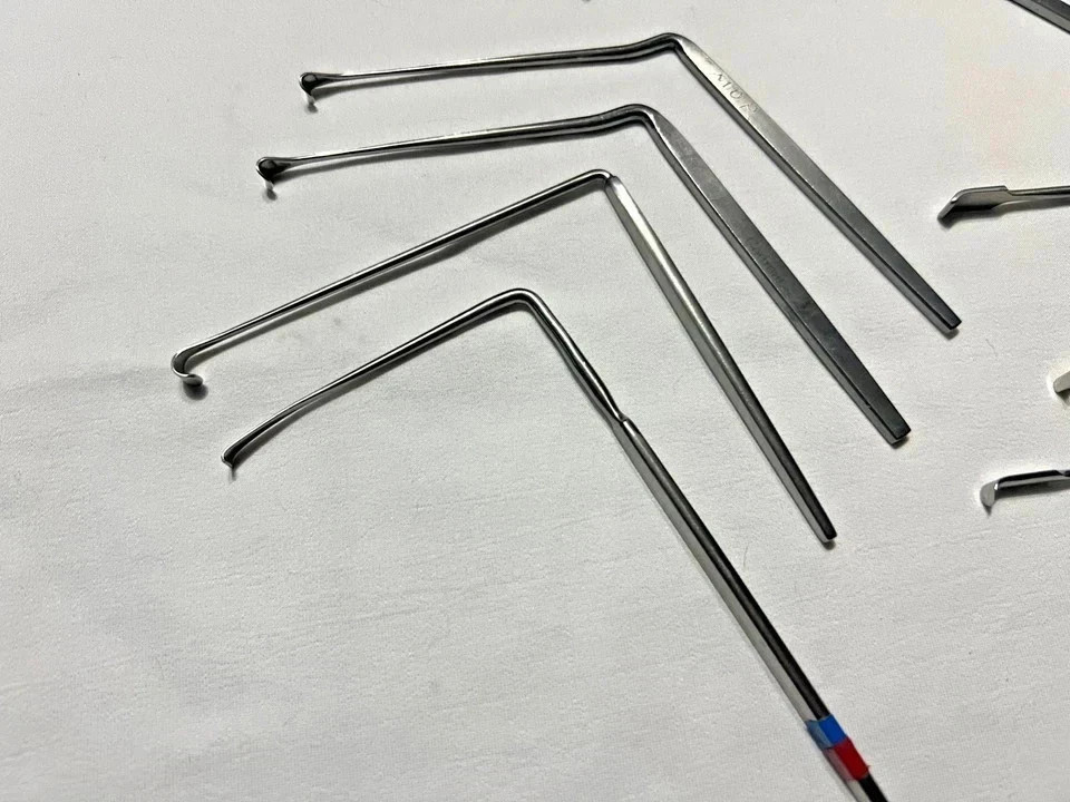 Set Of 13 V.Mueller Boss Ruggles Codman Weck Symmetry Nerve Root Retractors