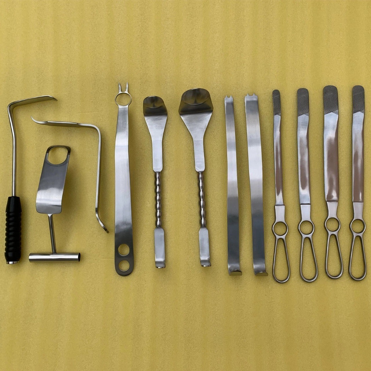 Shoulder Surgery Retractor System, German Steel Orthopedic instruments Set