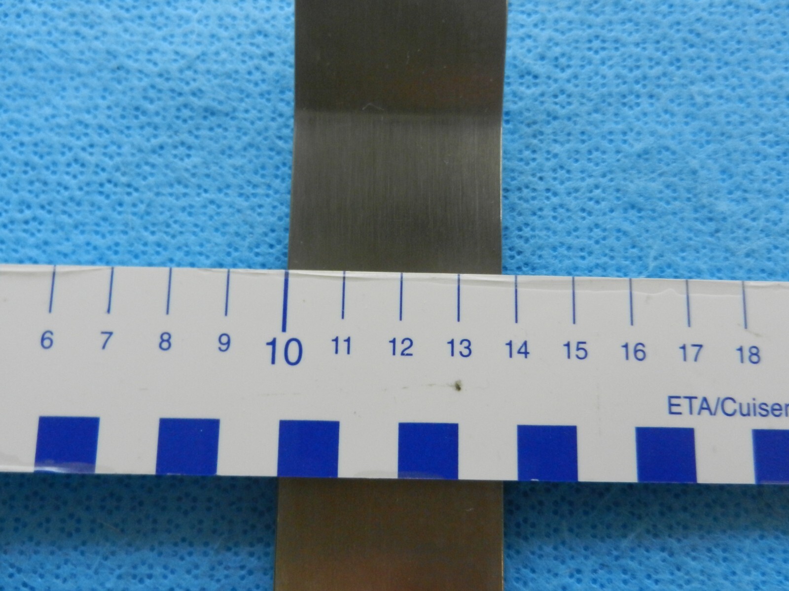 D3896 Codman Symmetry Surgical 1-1/2in X 6in Britetrac Retractor 24-3146