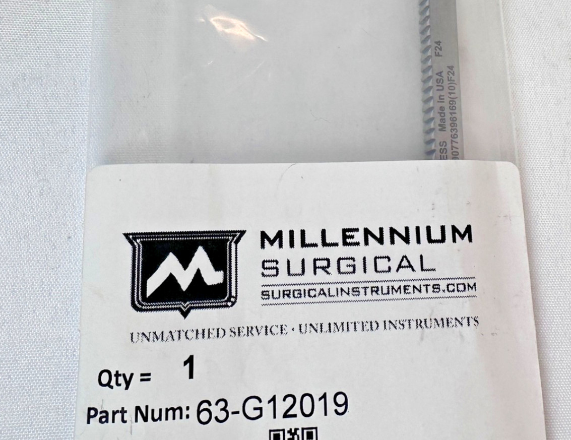 Millennium 63-G12019 Universal Ring Retractor Blade Malleable 1 1/2 ” X 6″