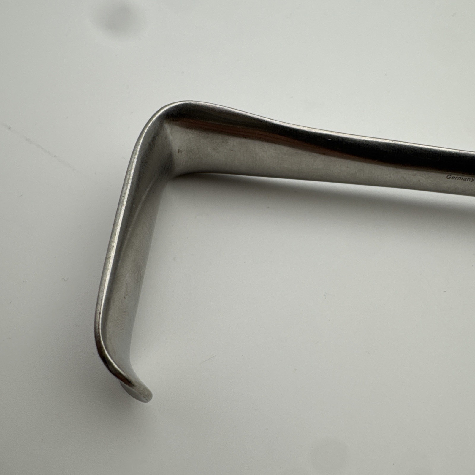 Sklar Kelly Retractor, Blade 1″ x 2″, 10”