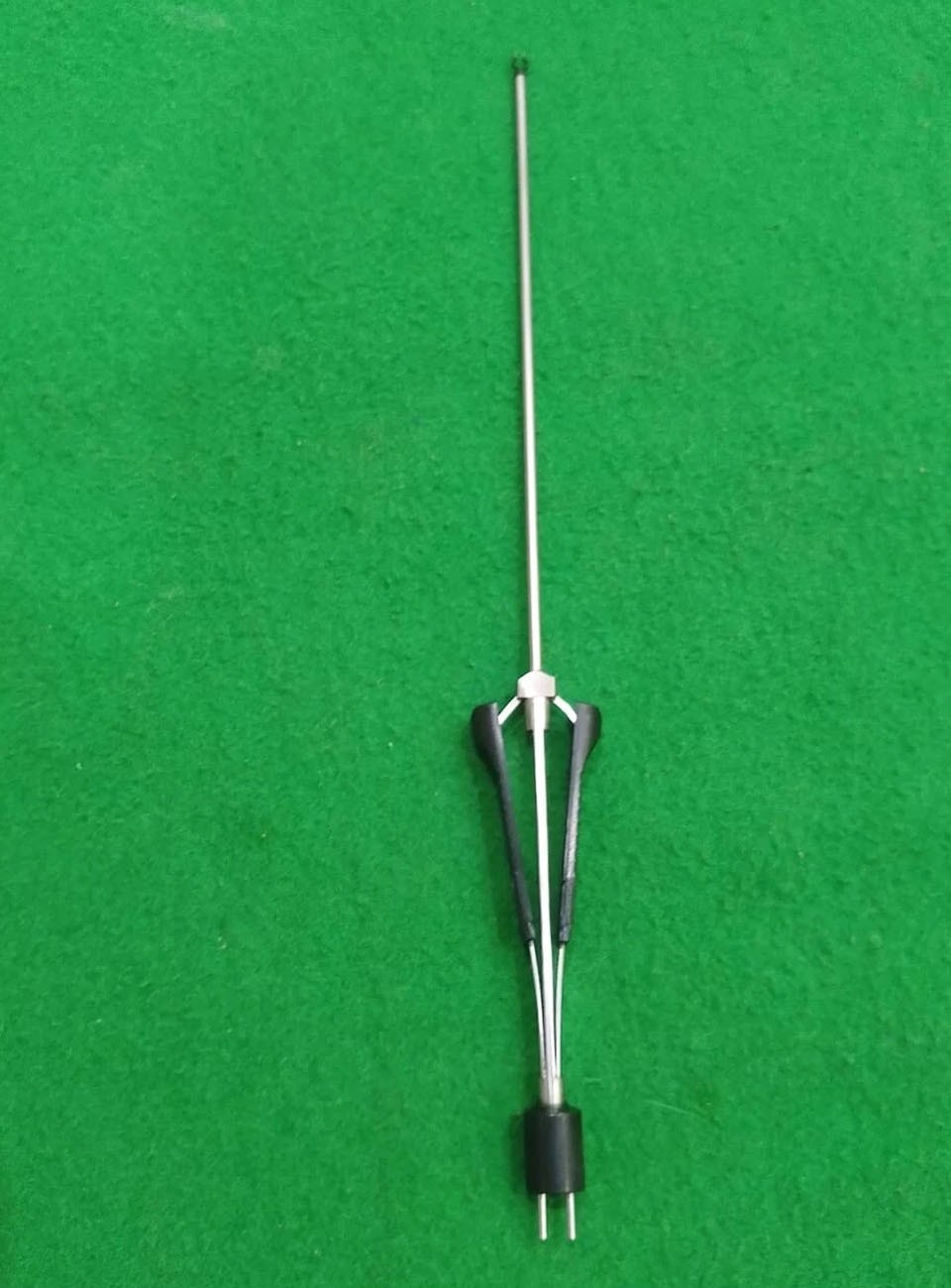 Bipolar Surgical Pincer Designed for Transsphenoidal Pituitary Tumor Surgery