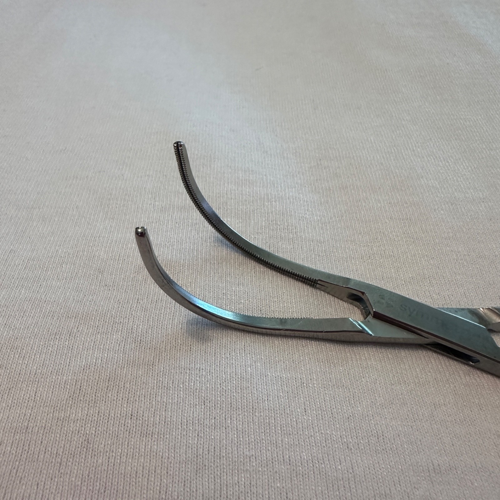 SSI Ultra Symmetry 55-6580 Cooley Perpheral Vascular Clamp 6 1/82″