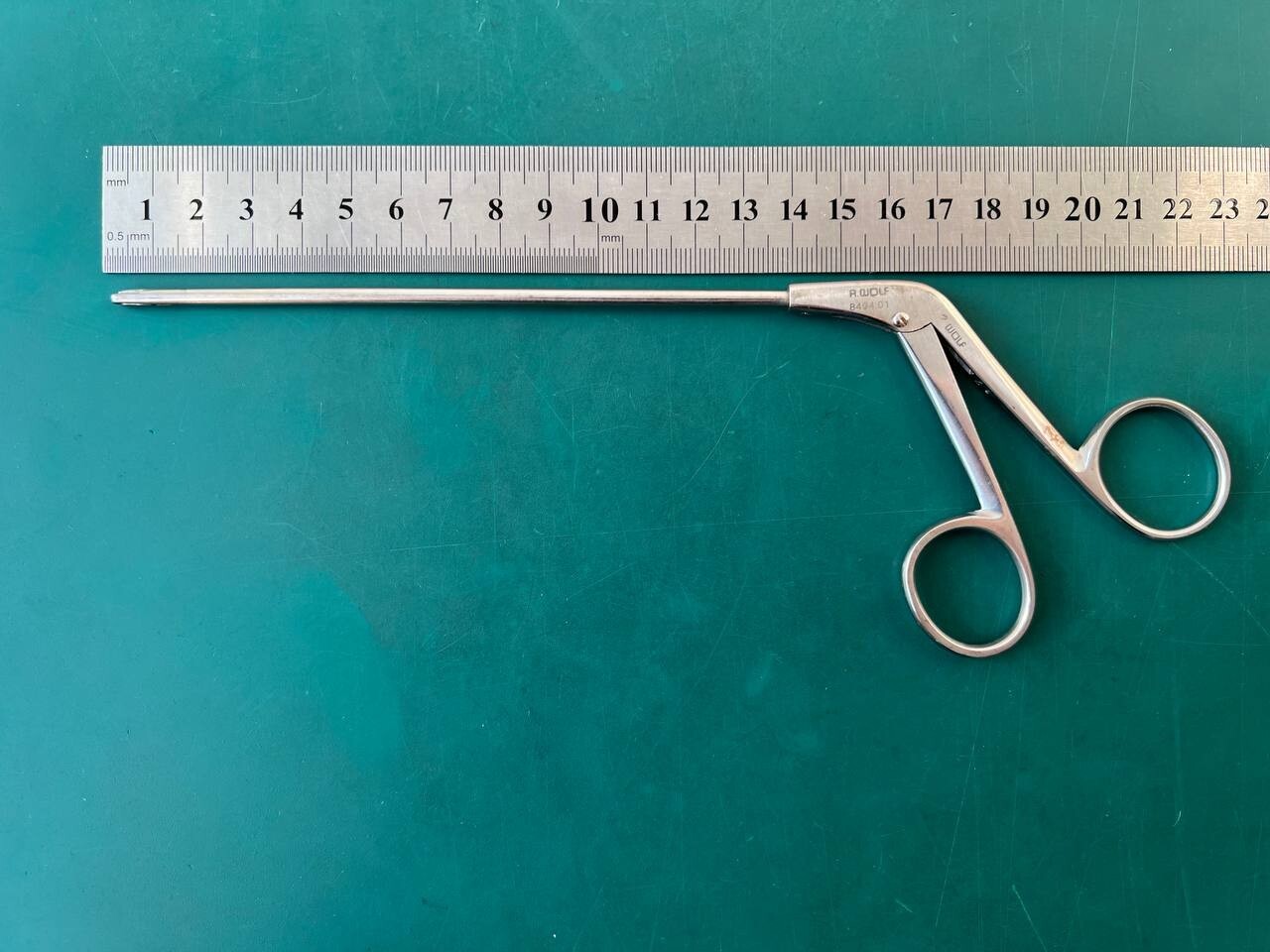 R. Wolf 8404.01 Basket Punch, Straight, Arthroscopy, Orthopedic