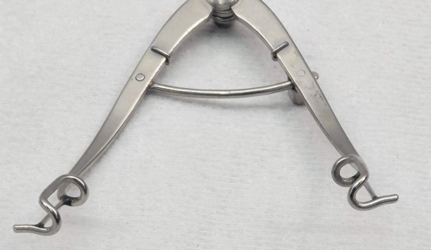 Storz E4051 Ophthalmic Williams Eye Speculum, 11mm