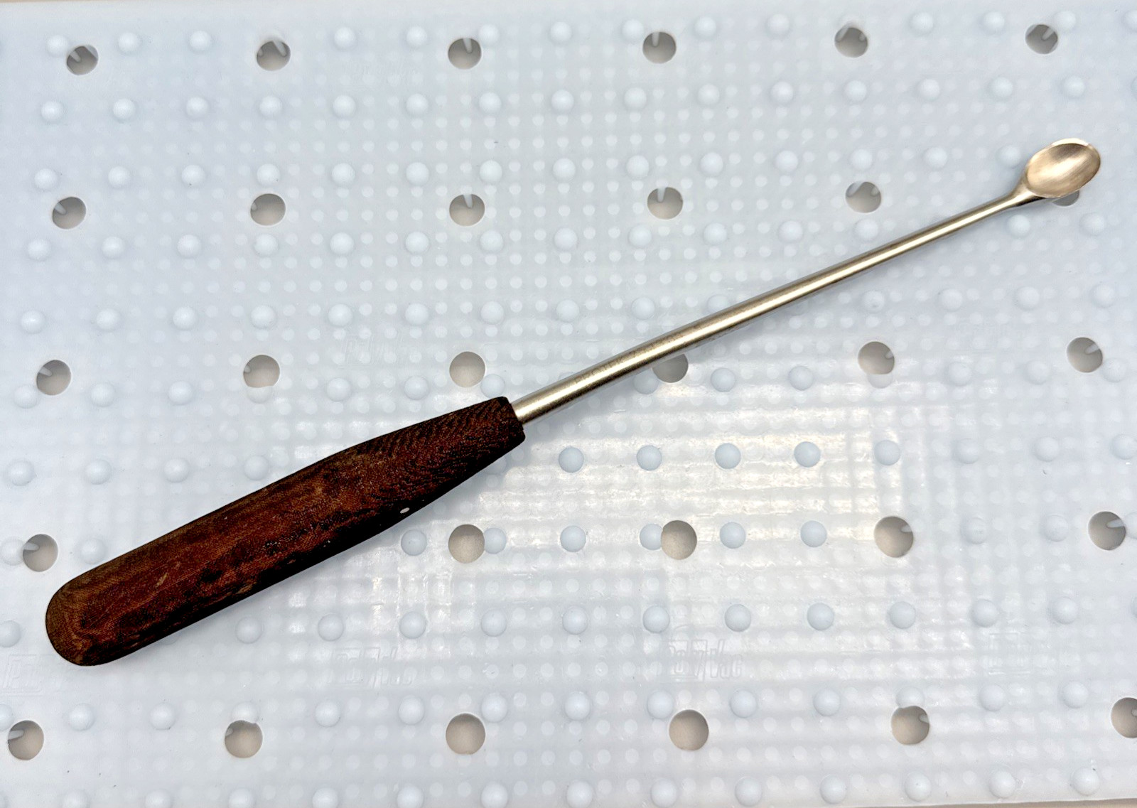 Protek 75.13.33 Protek Close Ended Angled Curette 1/2″ x 11″