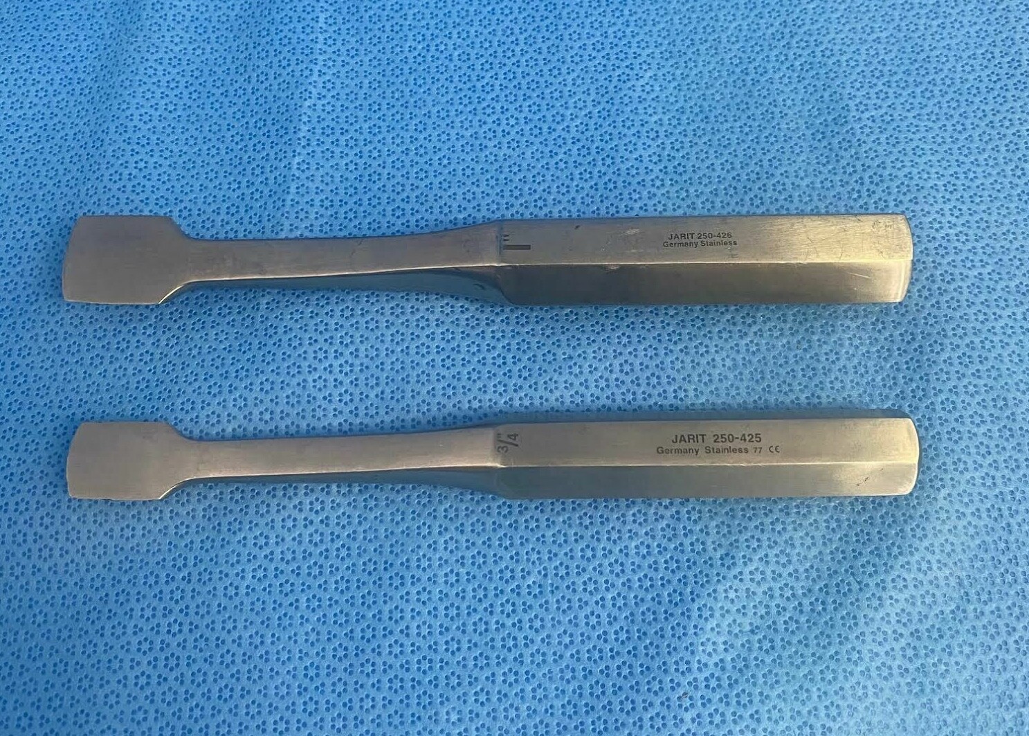 Jarit 250-426 & 250-452 Set of 2 Key Periosteal Elevators 1” & 3/4″