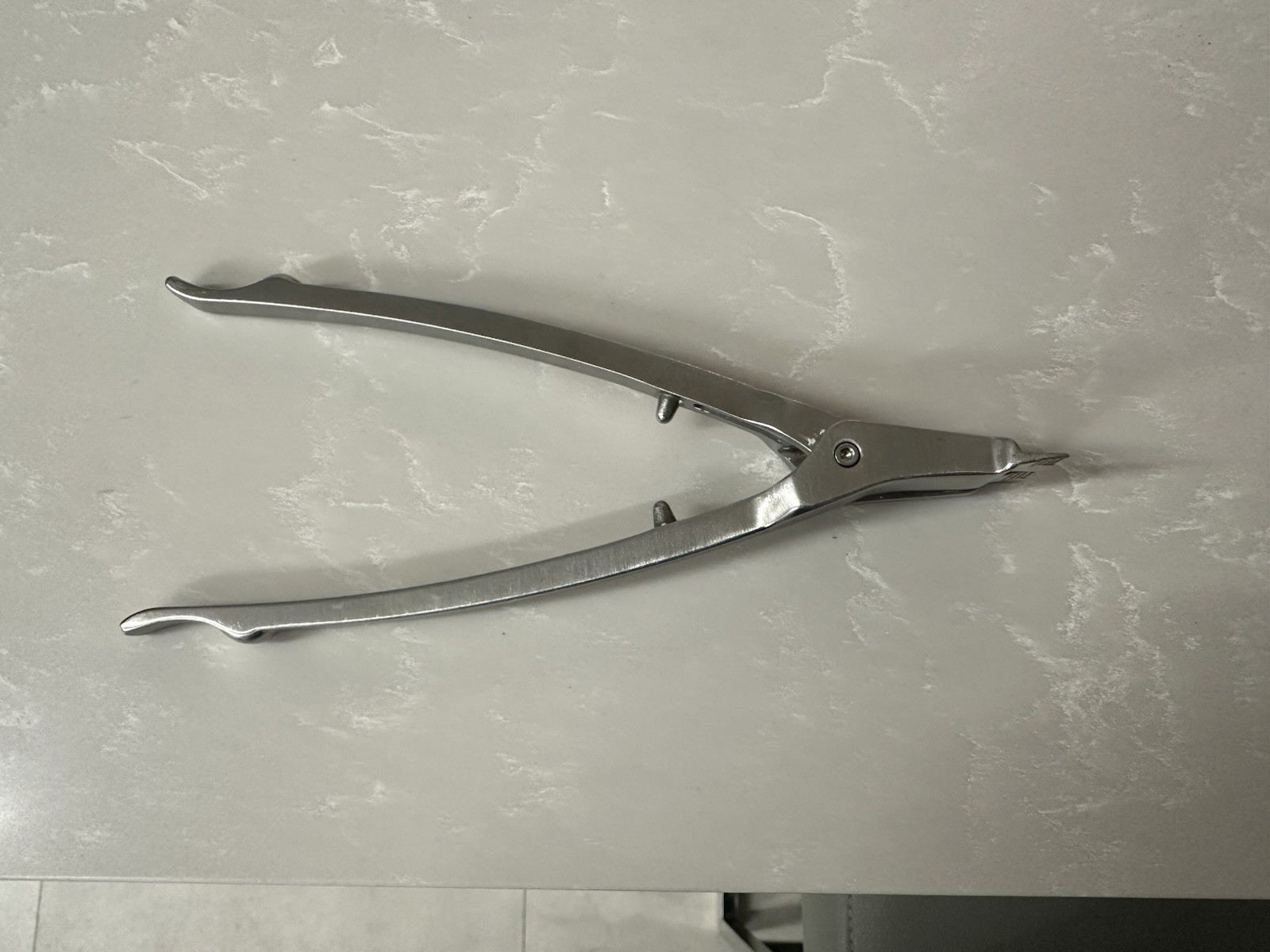 Stryker Model 82 Cast Spreader Orthopedic Cast Removal Surgical Instrument