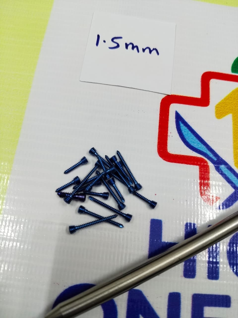 1.5MM Locking Screw Self Tapping 6mm To 22mm 91 Pieces Titanium Grade 5
