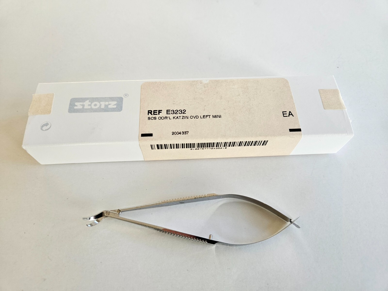 Storz Item: E3232 Katzin Corneal Transplant Scissors 4 1/8″ Left