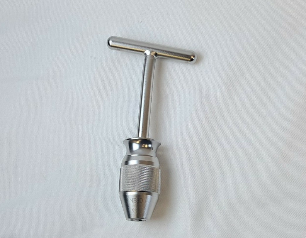 Swiss Universal Chuck w/ T-Handle