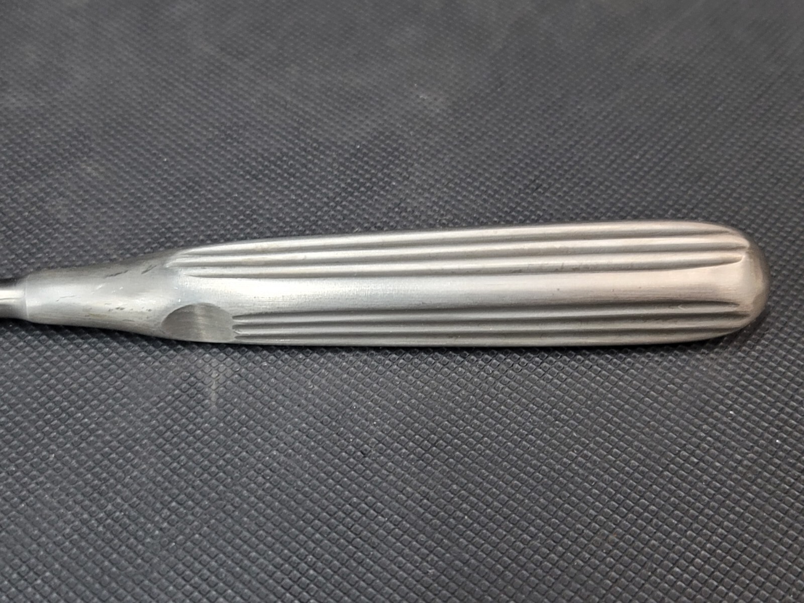 V. Mueller Surgical Orthopedic Angled Scoville Curette NL6767