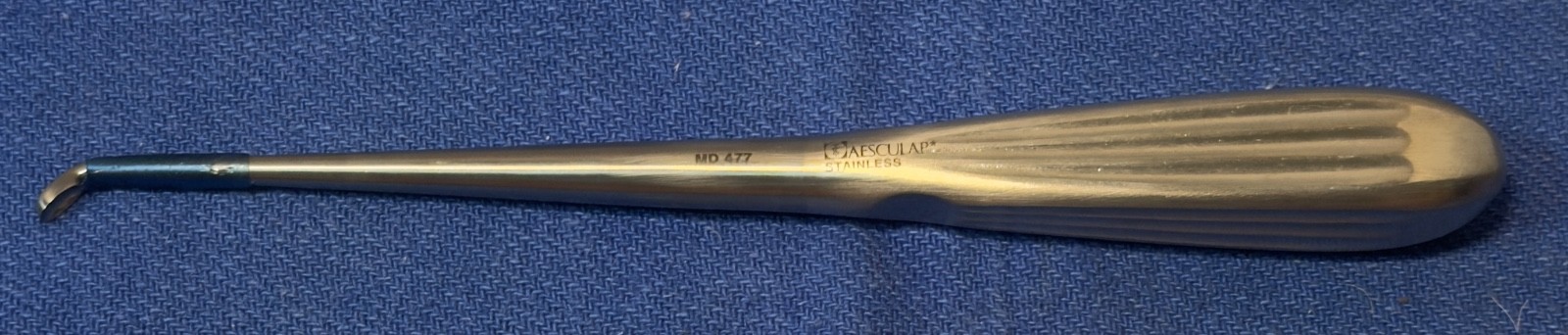 AESCULAP. Bruns Spinal Curette. MD477 Angled, Size 2, 8” NOS, Open Package