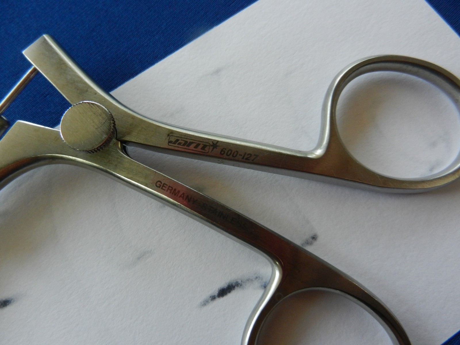 E6769 Jarit 600-127 Mixter Forceps