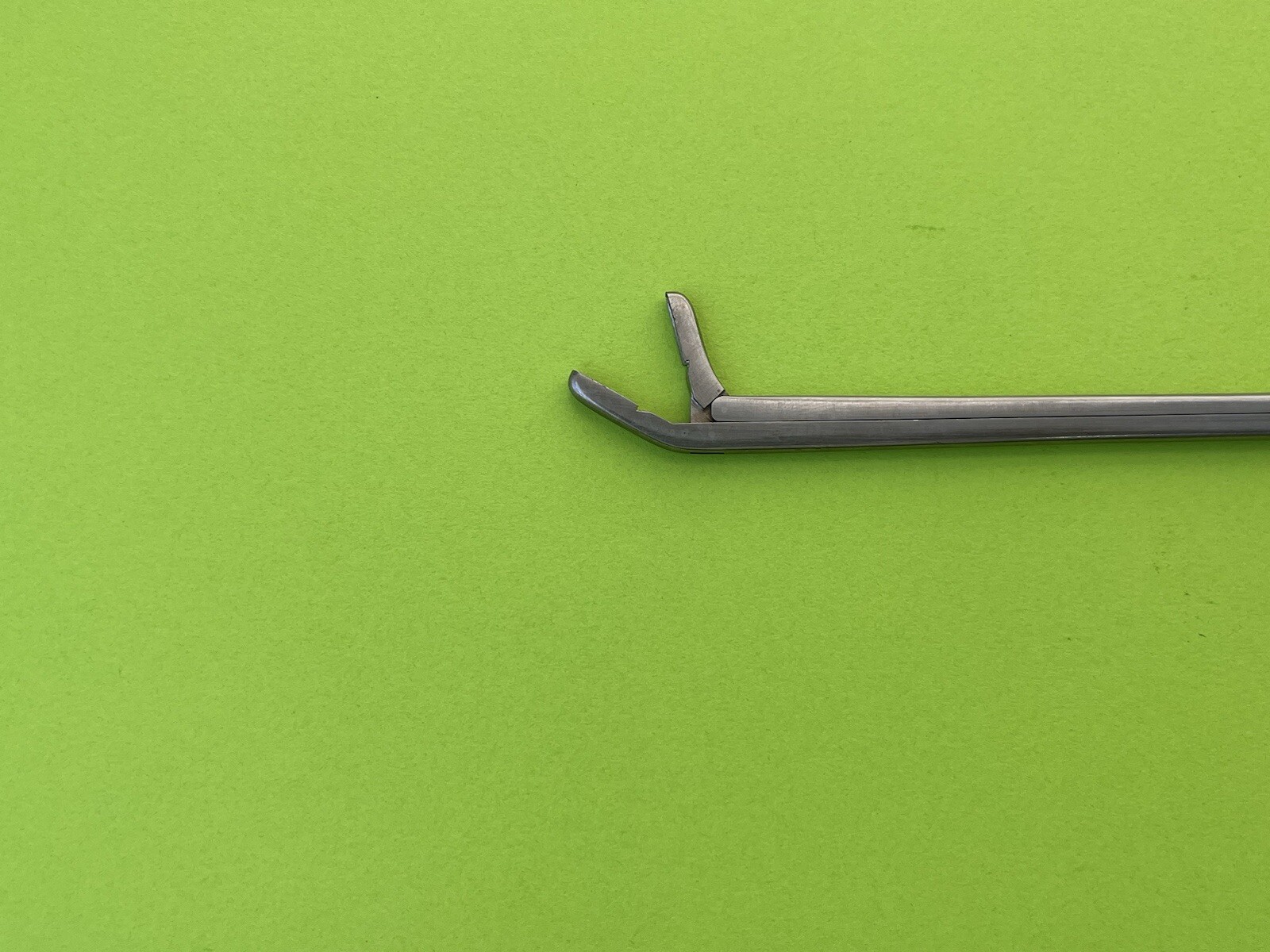 Codman Surgical Intervertebral Disc Rongeur, Angled Up 3mm x 10mm Jaw, 7″