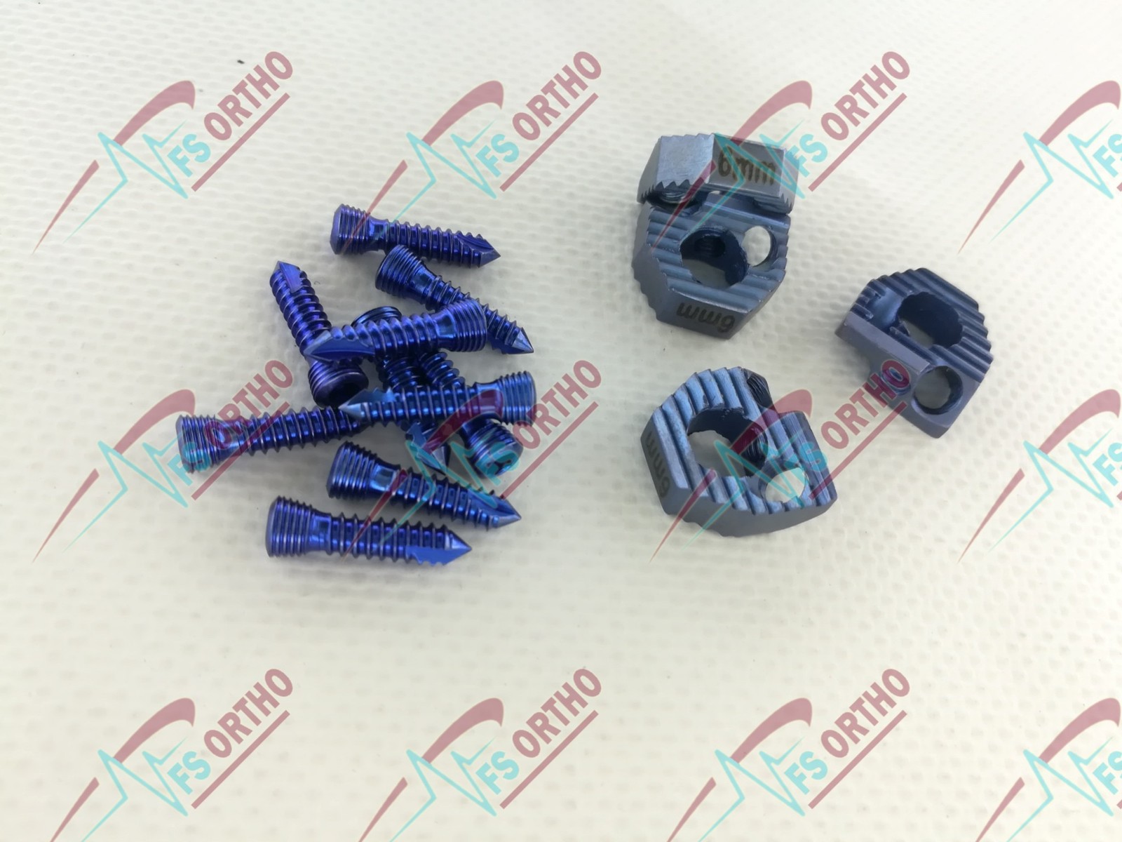 6mm Cervical Fusion Cage Locking System with Screws, 31 Pieces – Spine Surgery