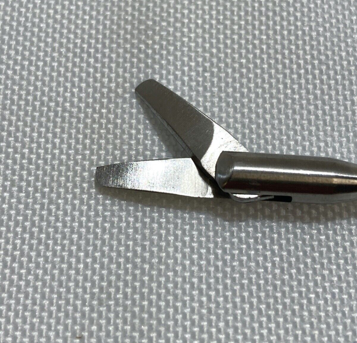 Karl Storz 8594TC Laryngeal Scissor Heavy 10mm Right Curve Blade 3mm x 23cm ENT