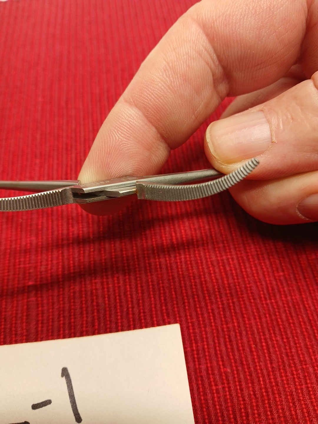 Aesculap REF BH145R, Crile Forceps Curved, 140mm